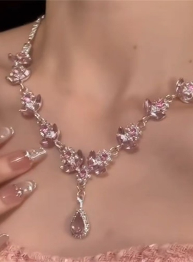 粉色水滴锆石花朵项链女轻奢晚礼服锁骨链套装耳环气质精致闺蜜