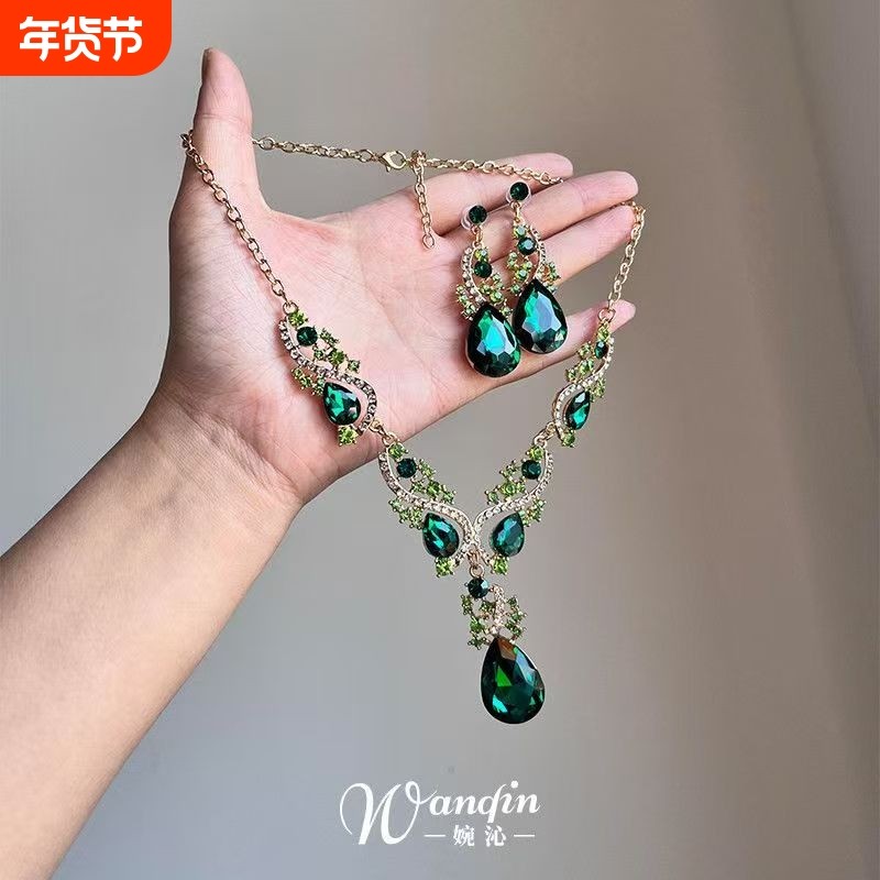 「春藤」宫廷风爆闪绿色水滴吊坠项链法式复古精致华丽重工锁骨链,饰品/流行首饰/时尚饰品新,项链,淘宝优惠券,粉丝福利购,淘宝优惠卷