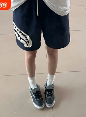 藏青色贴布鲨鱼嘴短裤男夏季美式裤子休闲宽松运动五分裤黑色舒适