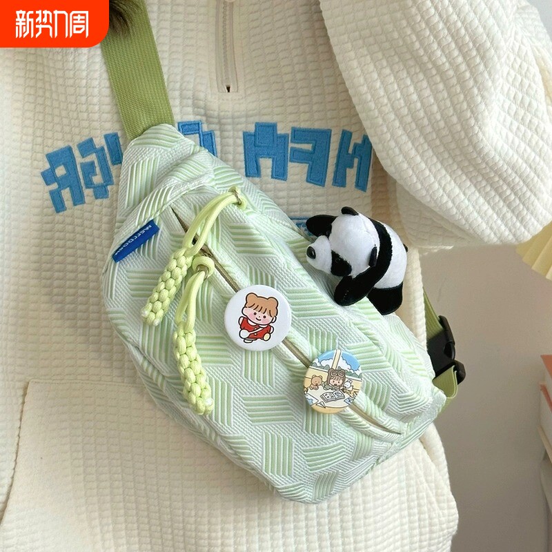 斜挎包女2025新款腰包胸包夏天包包女式小挎包饺子包运动背包手机