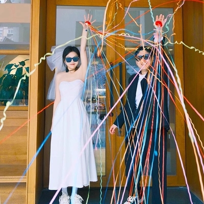 手抛彩带订婚拍照道具结婚接亲婚礼花小游戏领证庆氛围感生日打扫