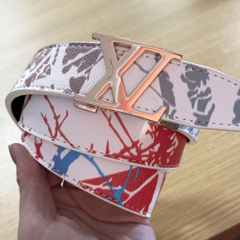 新款潮流男士皮带真皮百搭字母涂鸦自动扣学生腰带牛仔裤潮流网红