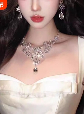 轻奢重工银色花朵项链耳环套装2025新款女新娘礼服配饰夸张锁骨链