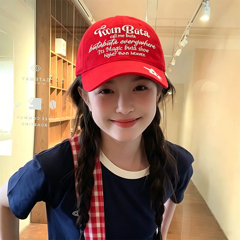 2026新款撞色字母刺绣红色棒球帽子女大头围软顶百搭显脸小鸭舌帽