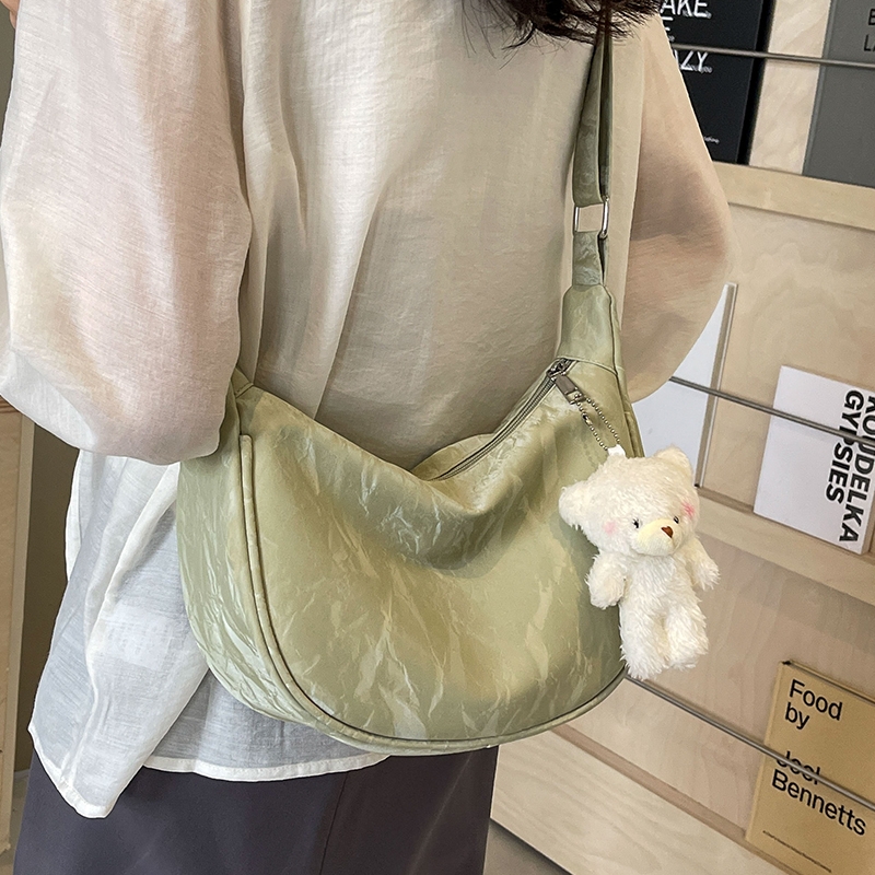 高级感爆款饺子包休闲百搭小包包女2024新款春夏通勤斜挎小包挎包