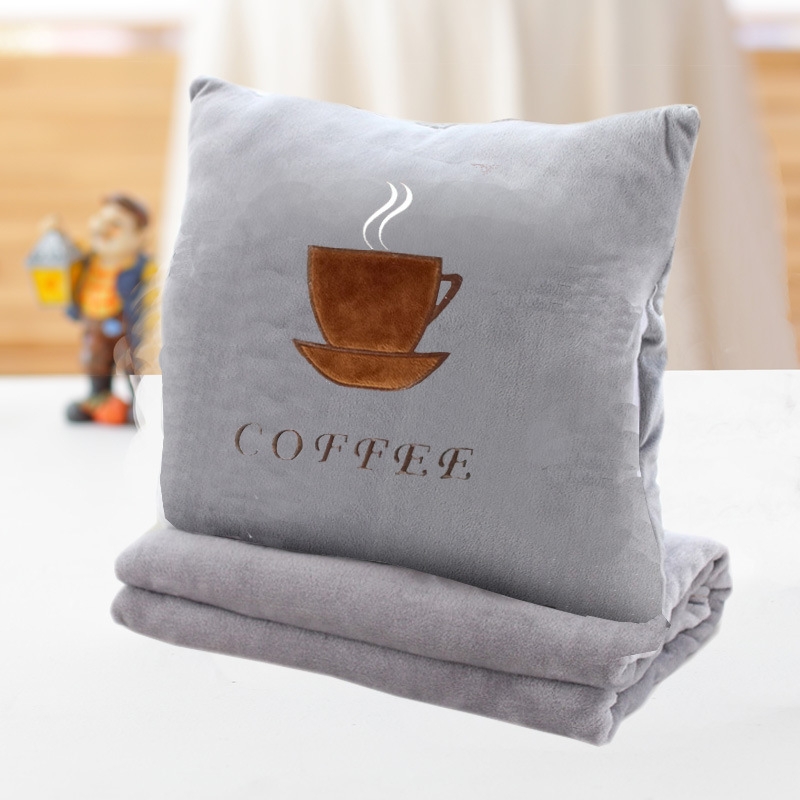 礼品logo卡通抱枕毯子午睡枕头空调被子两用多功能靠垫车用盖毯