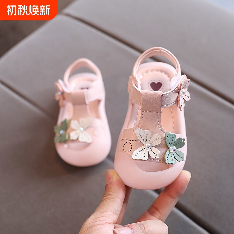 2024夏女童宝宝鞋子0-3岁公主软底防滑婴儿凉鞋1岁幼儿小童沙滩鞋图片