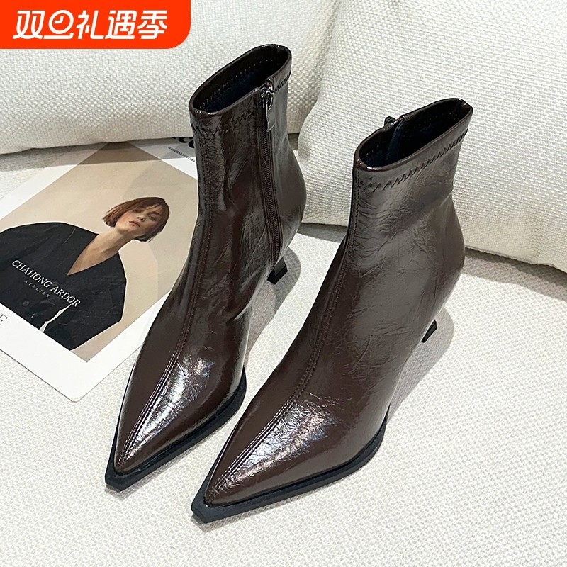 他她女孩复古尖头棕色高跟短靴女细跟2025春新款中跟瘦瘦靴鞋子