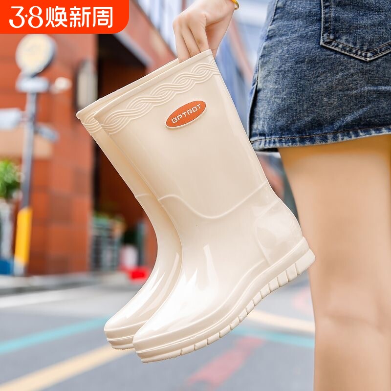 2025新款时髦日系水鞋女款雨靴中筒雨鞋防水防滑厨房防油耐磨水靴
