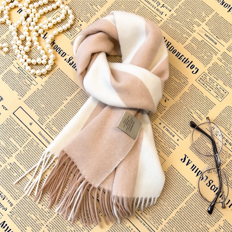 2025100%绵羊毛围巾英伦格子秋冬季礼盒装围脖送礼物情侣新年条纹