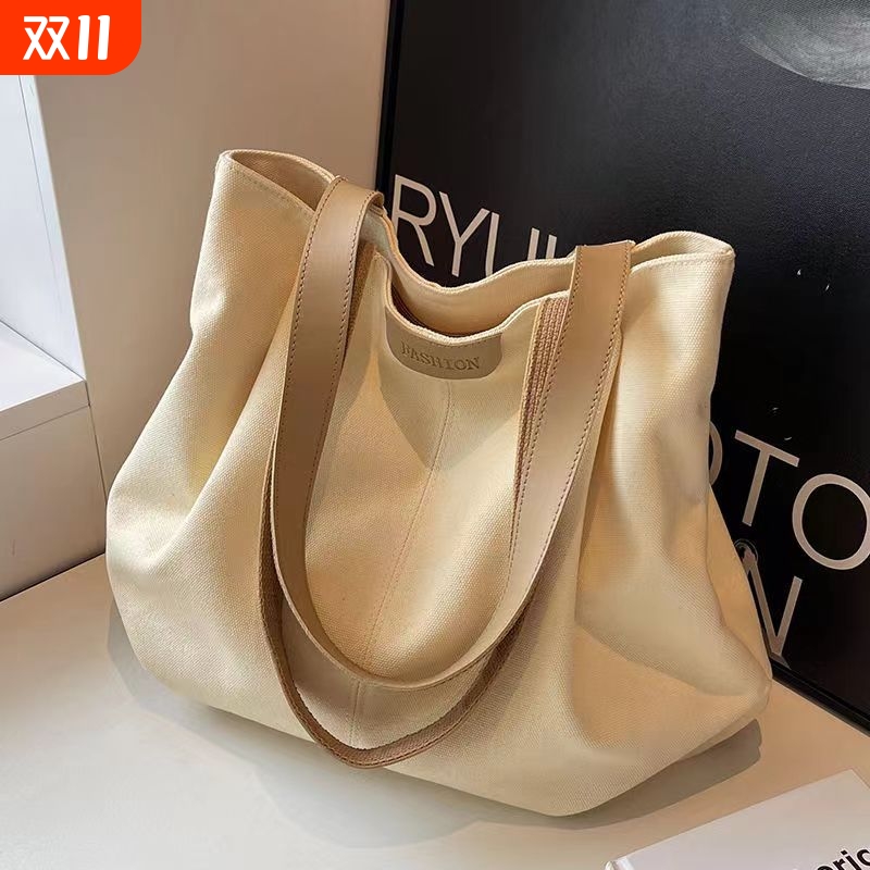 大容量托特包包女2024帆布手提袋子ins单肩包女云朵包旅行手工