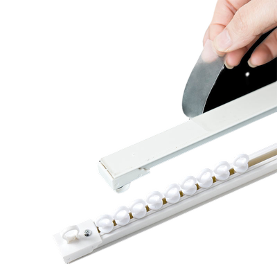 盛祥隆窗帘轨道免打孔