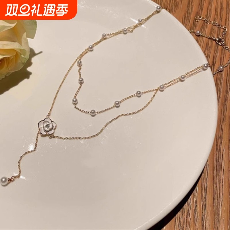 珍珠项链女山茶花颈链高级轻奢小众设计感2025年新款锁骨链双层
