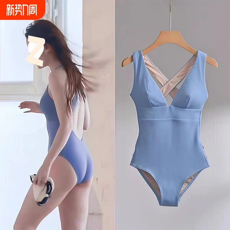连体露背泳衣女高级感2025新款显瘦遮肉深v网红性感度假游泳馆衣