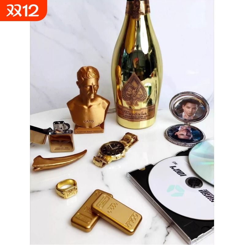 三角周行动周边金条机械表香槟怀表大红模型物资哈夫币实物U盘