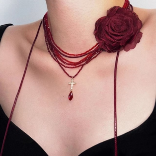 十字架玫瑰花高级choker红色项链复古女叠锁骨毛衣链女颈链花朵