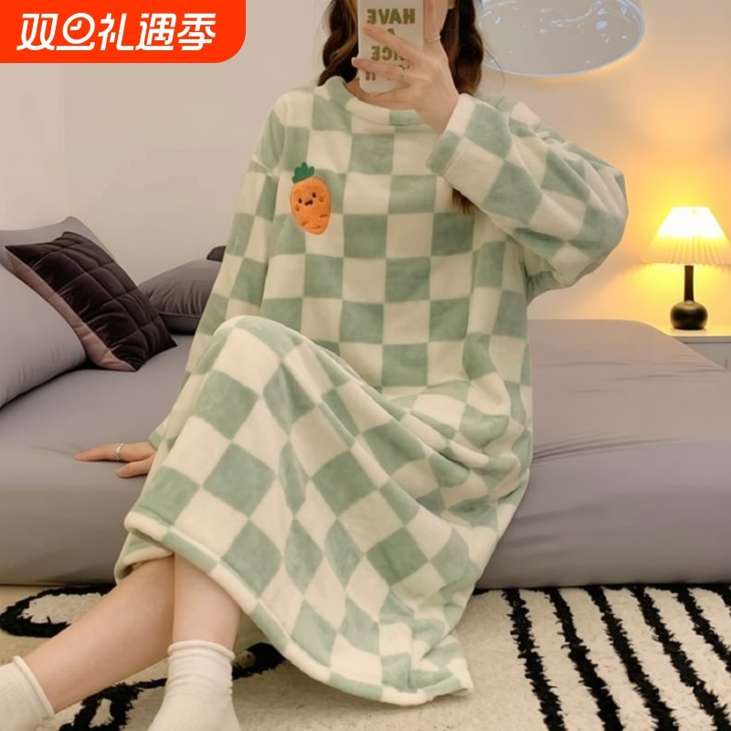 新款睡裙法兰绒女冬季长袖睡衣珊瑚绒休闲网红风格子女学生家居服