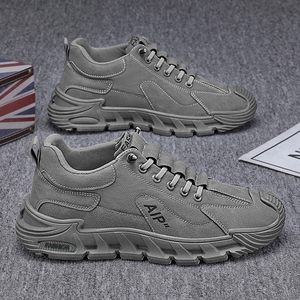 新款劳保男鞋秋季男士休闲工装板鞋厚底防滑开车鞋男士运动跑步鞋