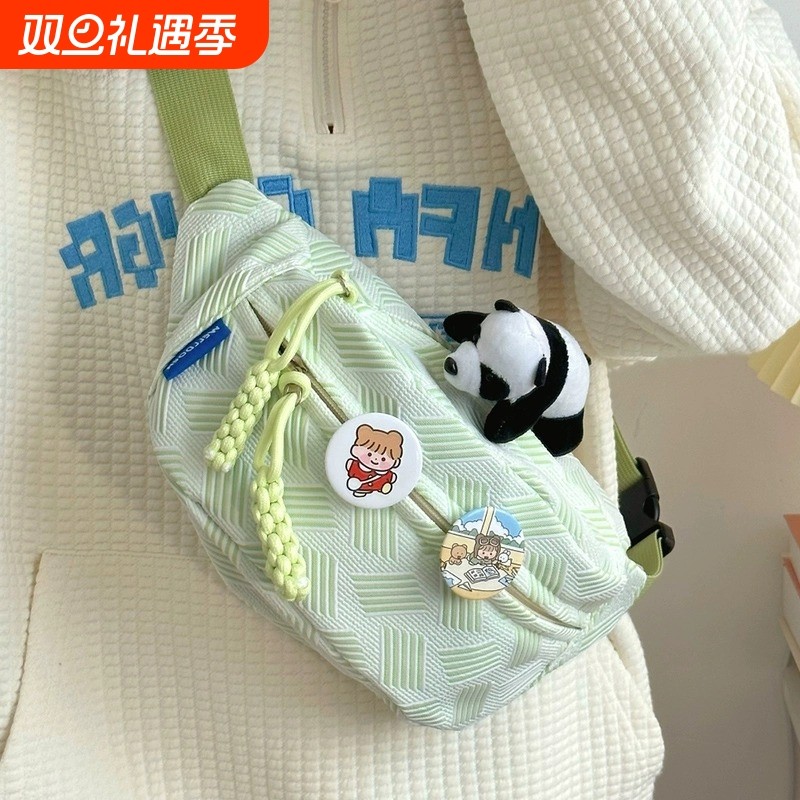 斜挎包女2025新款腰包胸包夏天包包女式小挎包饺子包运动背包手机