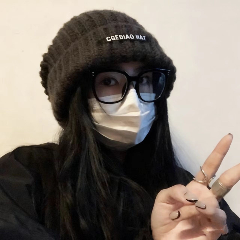 大头围帽子女秋冬季2025新款韩版百搭保暖显脸小护耳针织冷帽灰色