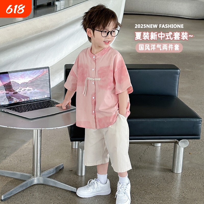 汉服男童2026儿童装男夏装新中式套装国风衬衫两件套潮粉色白色