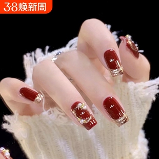 2026马穿戴甲过年美甲中长款红色高级感秋冬指甲贴片法式中款蝴蝶