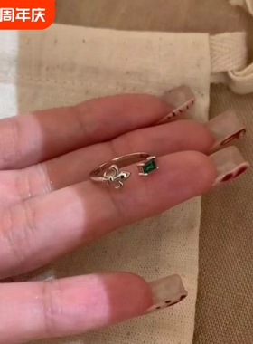 简单又有很质感的精致中古风鸢尾花绿色尾截太绝啦!小巧显气质