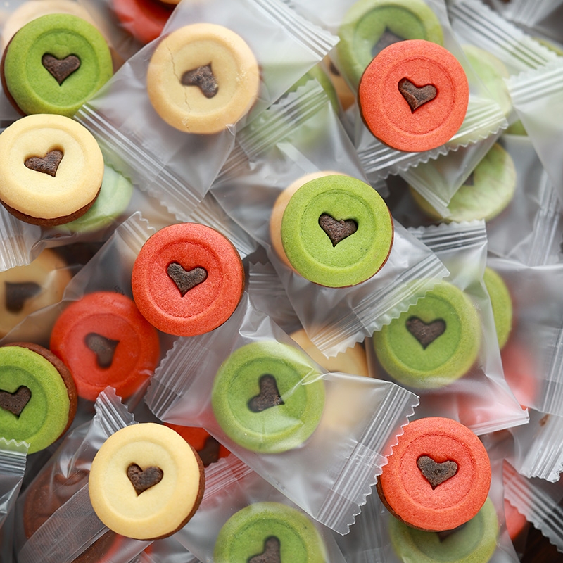 马卡龙夹心饼干 干巧克力爱心曲奇蛋糕装饰饼干 干零食独立小包装