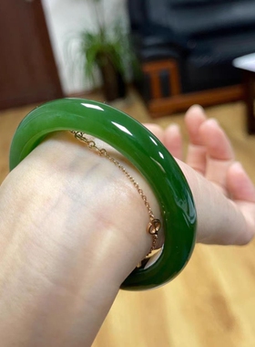 爆款冰种仿碧玉手镯菠菜绿女款正圈扁条仿俄罗斯和田玉晴水镯子