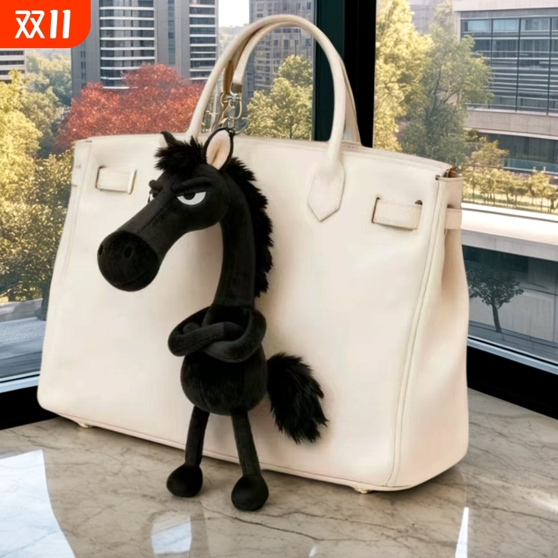 2026爆款马年吉祥物天选高冷小黑马公仔挂件包包挂饰毛绒玩偶礼品