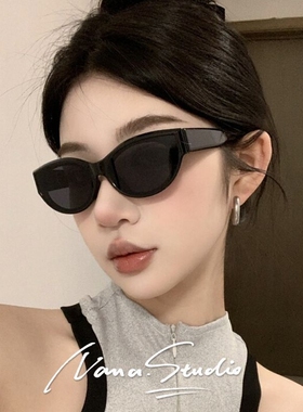 jennie同款墨镜女户外拍