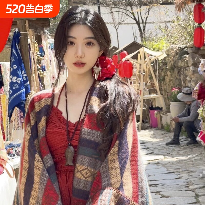 波西米亚风氛围旅游披肩女外搭2025新款复古民族风红色感披风斗篷