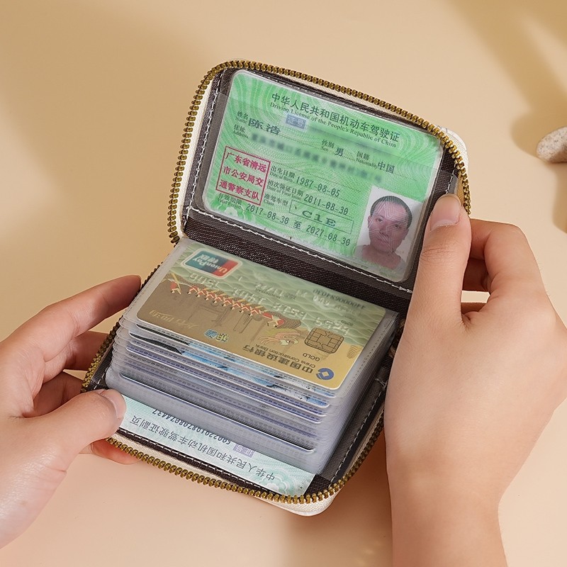 情侣可爱帕恰狗卡通卡包女款小众大容量多卡位小巧驾驶证件零钱包