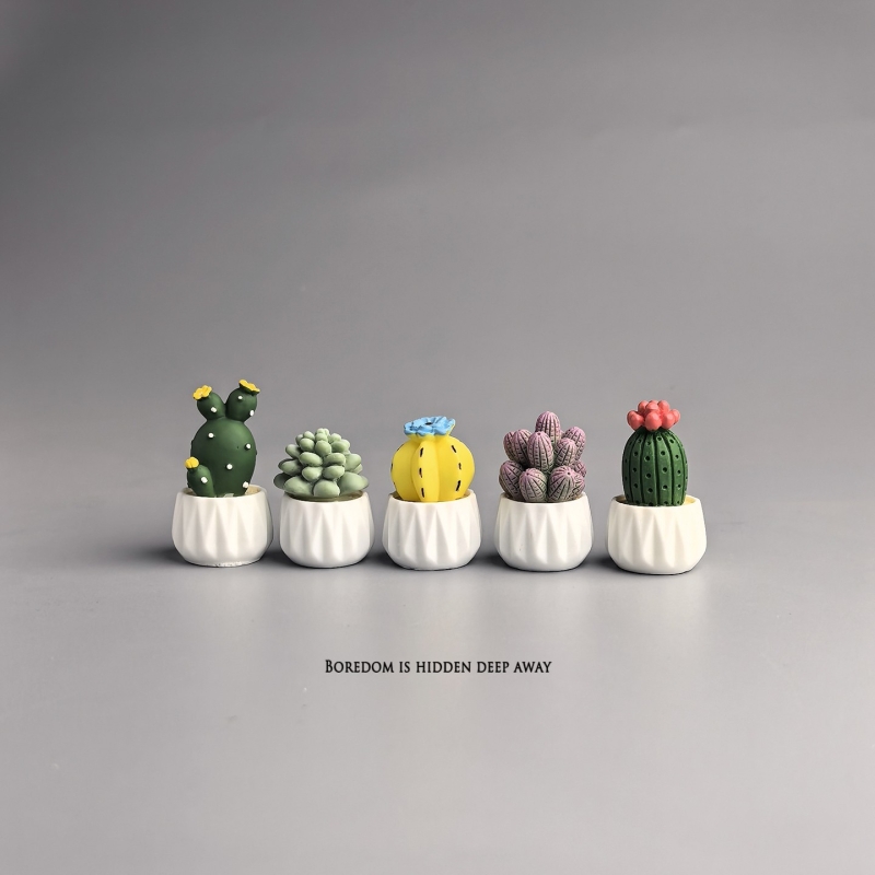 无聊了！摆几棵盆栽仙人掌多肉迷你工位办公桌小摆件可爱情绪治愈