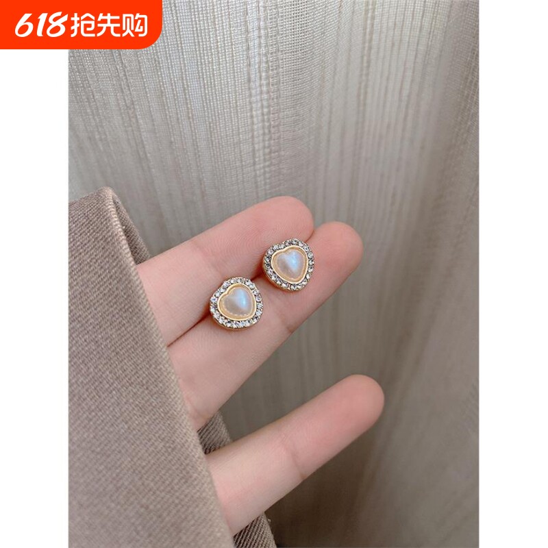 复古巴洛克爱心珍珠耳钉女简约时尚耳环百搭气质小众设计感耳饰品