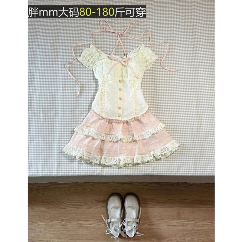 2025甜美衬衫+蛋糕裙两件套 大码显瘦上衣半身裙设计感ins辣妹女