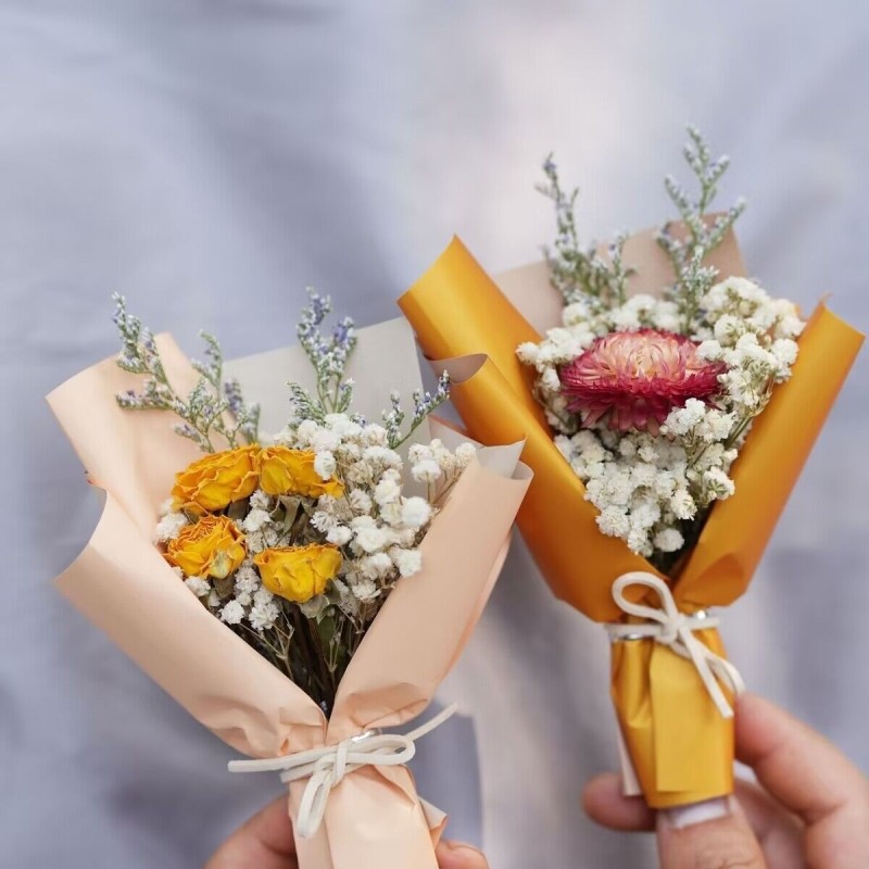 精致满天星小花束手工车载干花玫瑰永生花礼物diy伴手礼装饰