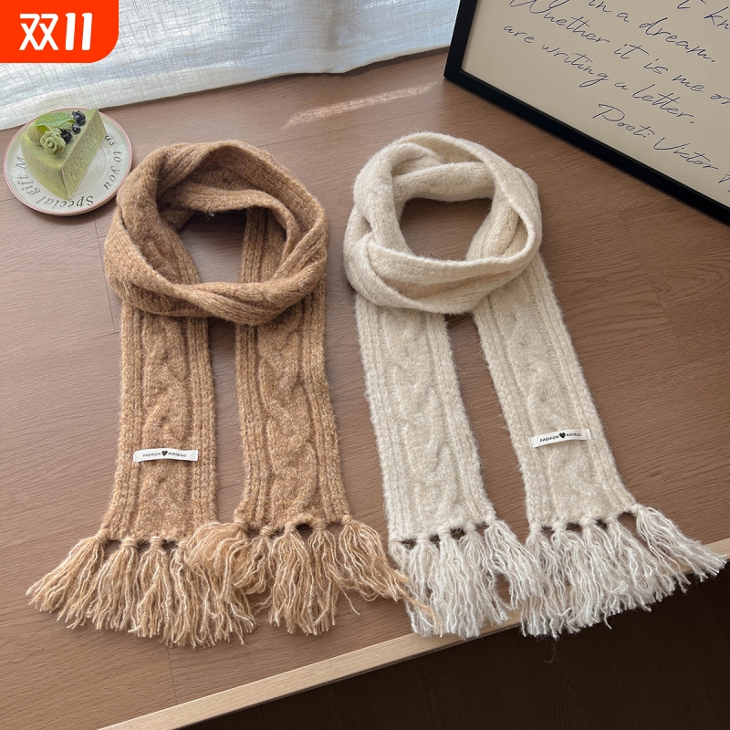 含羊毛英伦风围巾秋冬高级感氛围感吊须绞八麻花流苏保暖围脖灰色