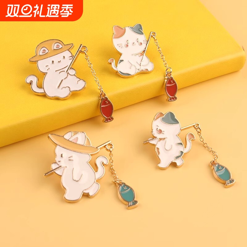卡通动漫小猫钓鱼胸针情侣配饰日系可爱创意学生创意小礼物徽章
