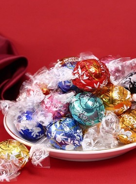 瑞士进口Lindt瑞士莲巧克力软心球黑巧牛奶白Lindor散装进口喜糖