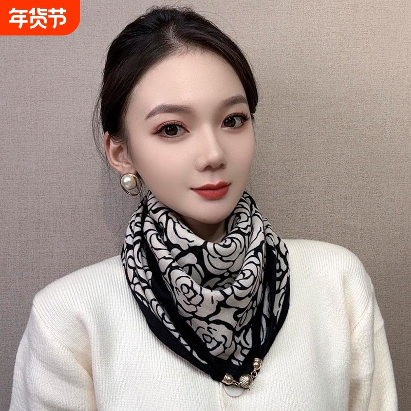 2025新款高级感三角巾时尚磁吸扣小方巾秋冬保暖围脖围巾女丝巾女