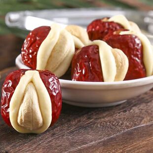 腰果泡芙枣独立小包装 坚果夹心抱抱果奶芙新疆特产红枣休闲小零食