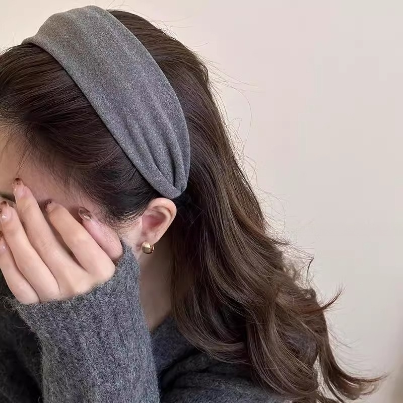 时尚宽边绒面发箍女2025新款高颅顶夏压发洗脸发卡高级感头箍发饰