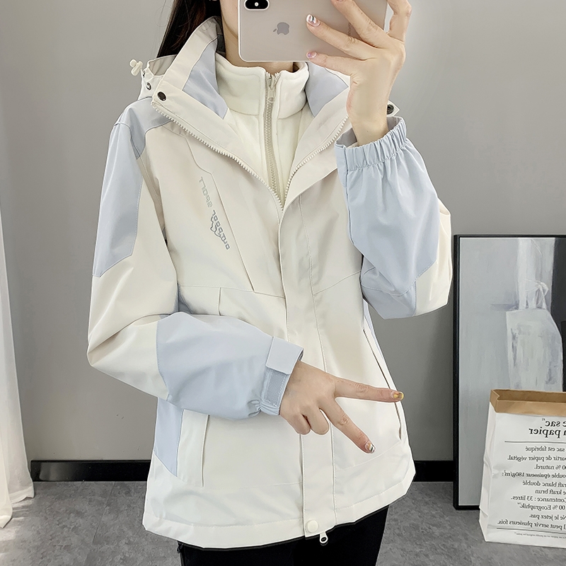 冲锋衣外套女款秋冬新款三合一可拆卸防风防水加厚滑雪风衣男内胆