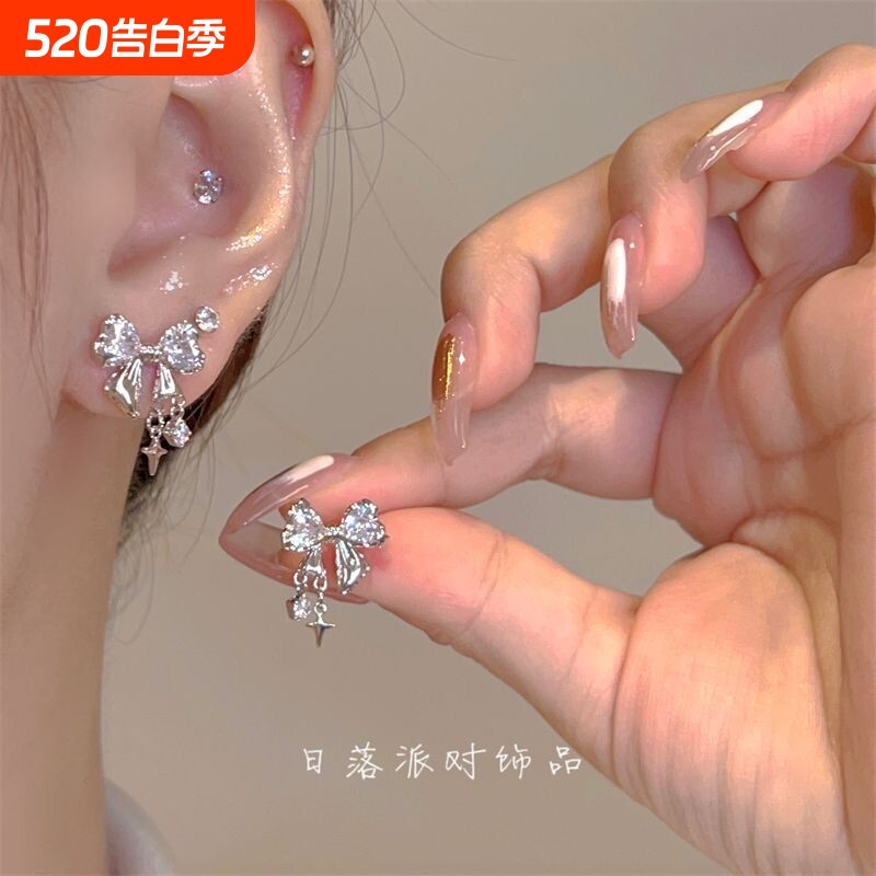 星芒蝴蝶结锆石耳夹女小众设计时尚耳饰气质百搭无耳洞蚊香盘耳夹