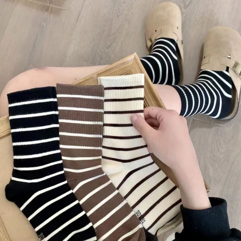 袜子女条纹中筒袜外穿中长款ins潮黑白春秋学院风女袜黑色灰色
