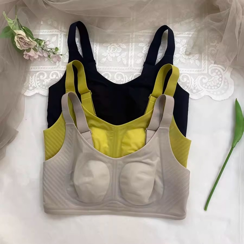 2025无痕夏文胸超薄新款冰丝一体大胸显小上托防下垂内衣女果冻条