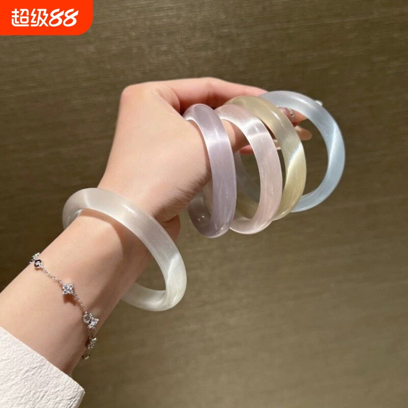 白色猫眼石玉镯白月光小众高级感白手镯玻璃高冰种女镯子紫罗兰图片