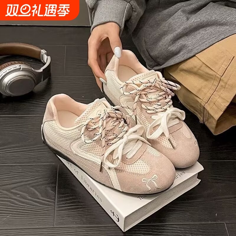 品牌断码小白德训鞋子女2025新款爆款秋季超火平底运动鞋网面透气
