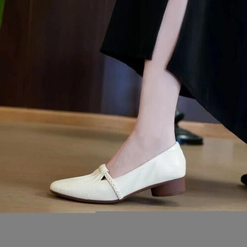 意尔康心选2026秋季新款女鞋鞋休闲百搭平底豆豆鞋女软底妈妈单鞋